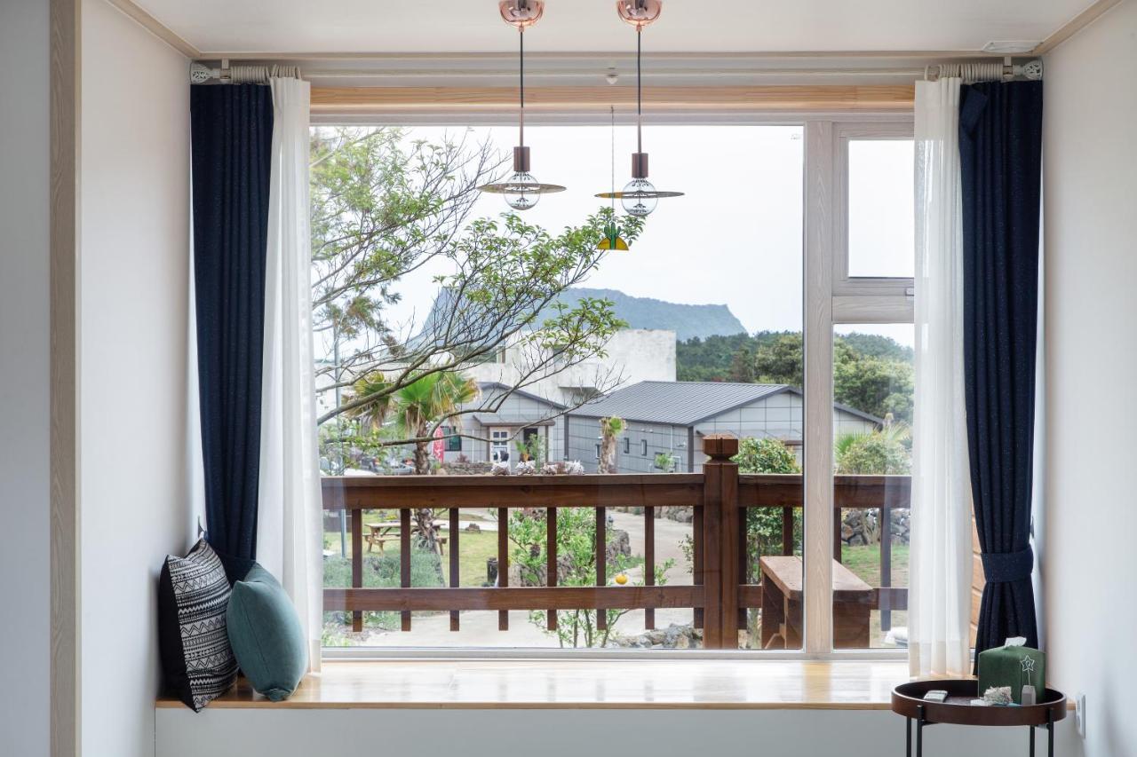 Jeju Abientot Villa Сеогвипо Екстериор снимка