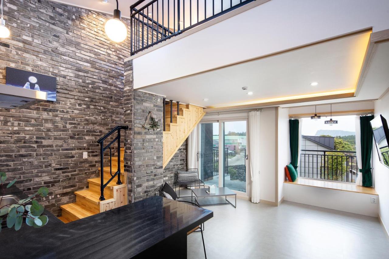 Jeju Abientot Villa Сеогвипо Екстериор снимка